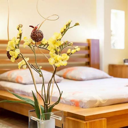 Apartment On Soborniy 177 Zaporizhia 外观 照片